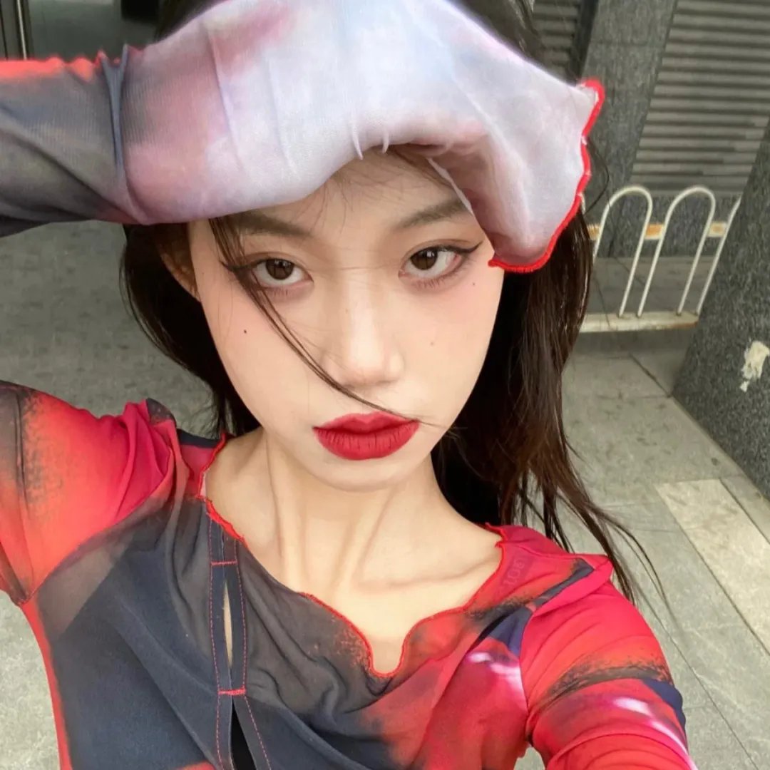 巴黎窈窕熟女